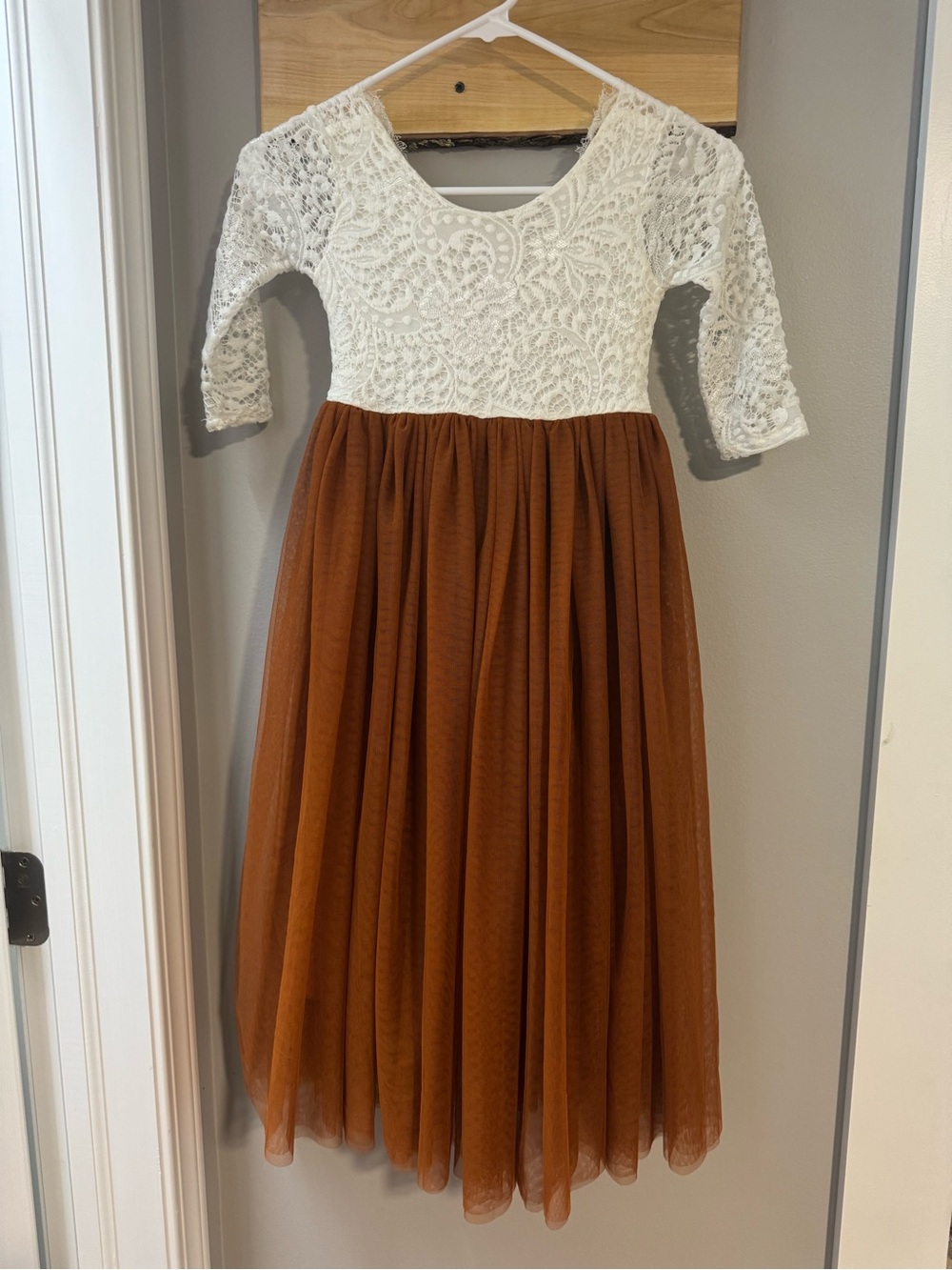 White Lace Top Brown Tulle Midi Dress